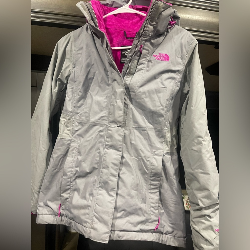 The North Face Women's Gray Ski Jacket with Pink Lining